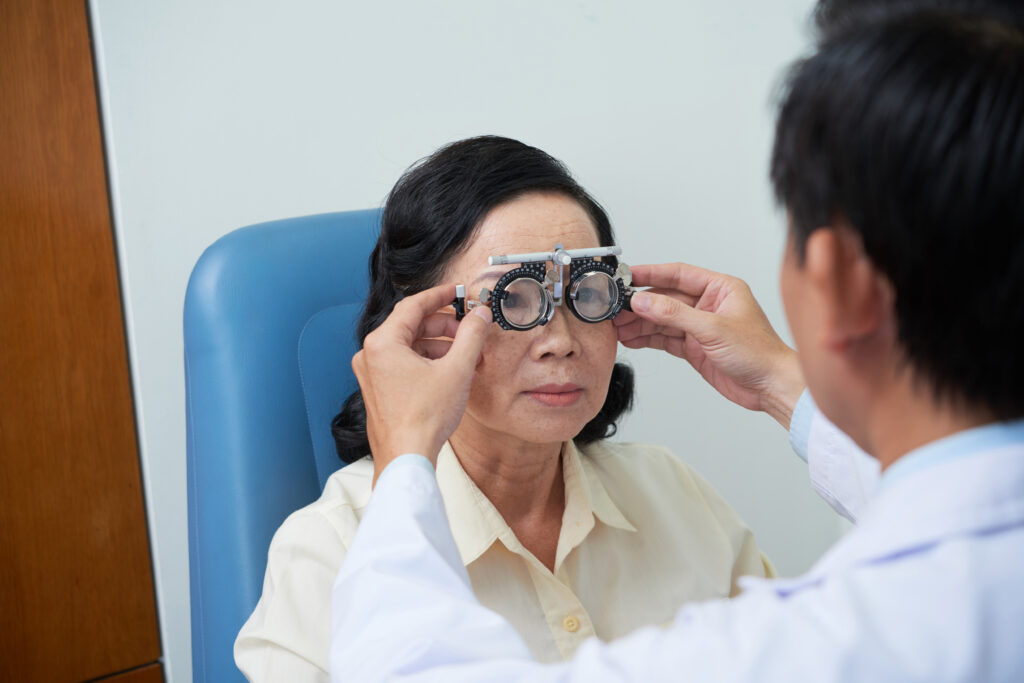 diabetes patient getting an eye check-up